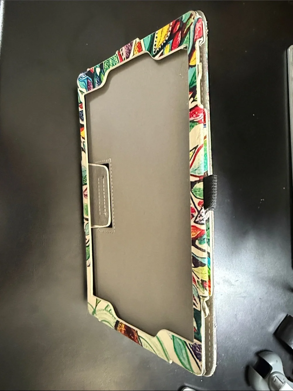 Multicolor Tree tablet cover fits fire HD8- Vibrant Leaves Design